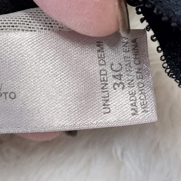 Victoria secret unlined lace demi bra 34C - Picture 6 of 15